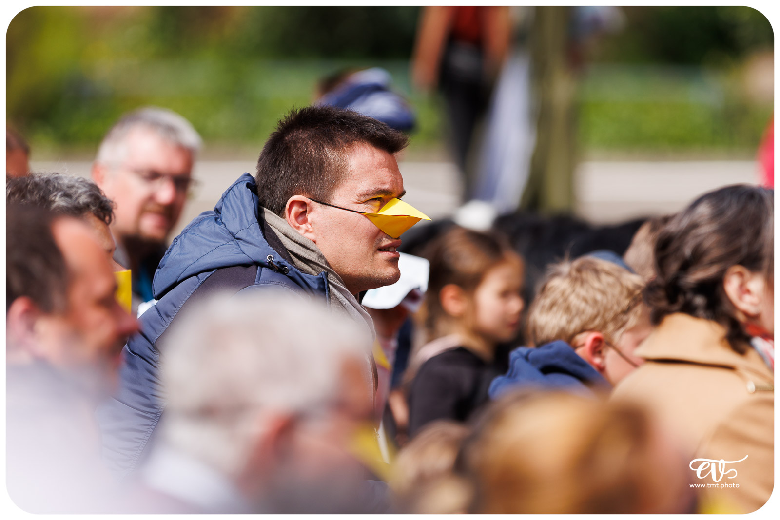 UN POUR TOUS TOUS POUSSIN ! - LES ARTS PITRES